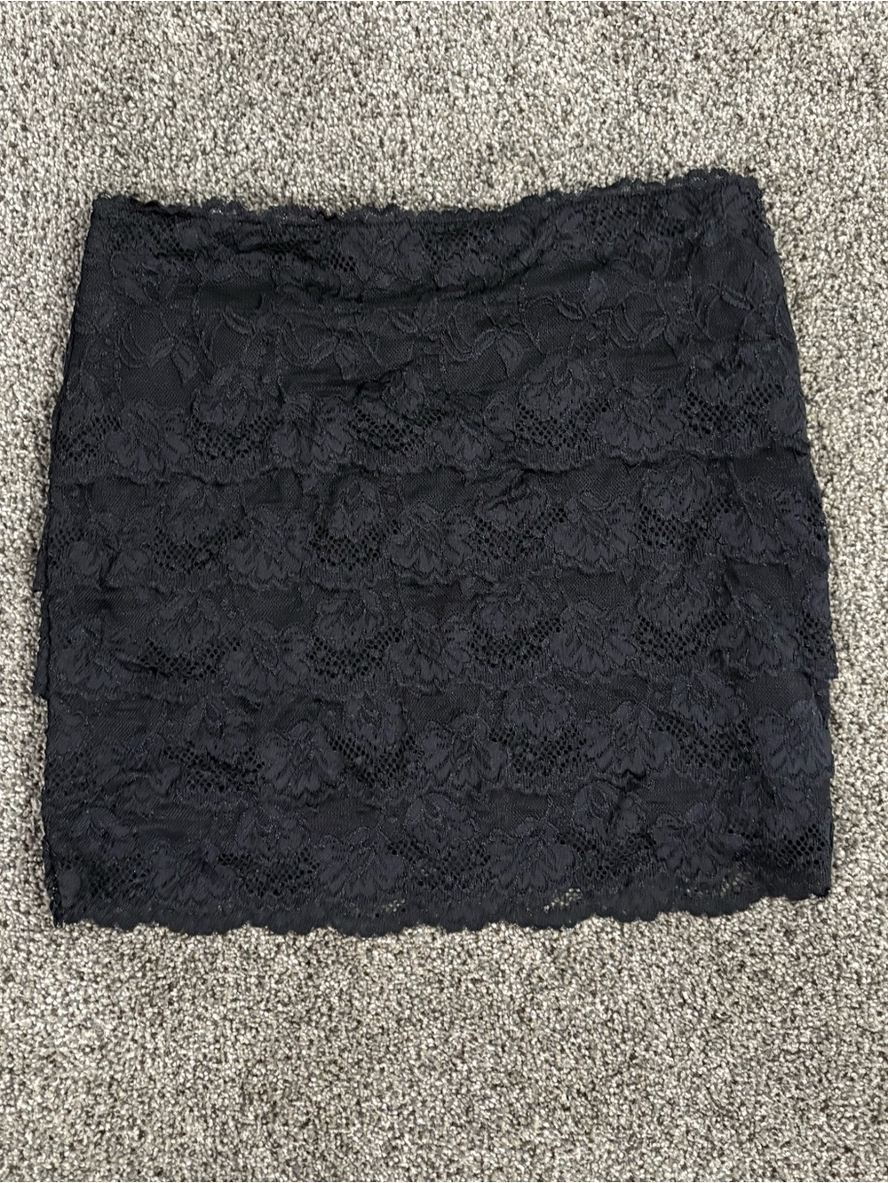 Forever 21 Black Lace Tiered Mini Skirt - Floral Overlay